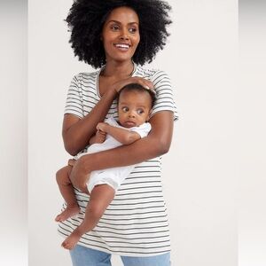 Hatch maternity nursing t shirt size 1